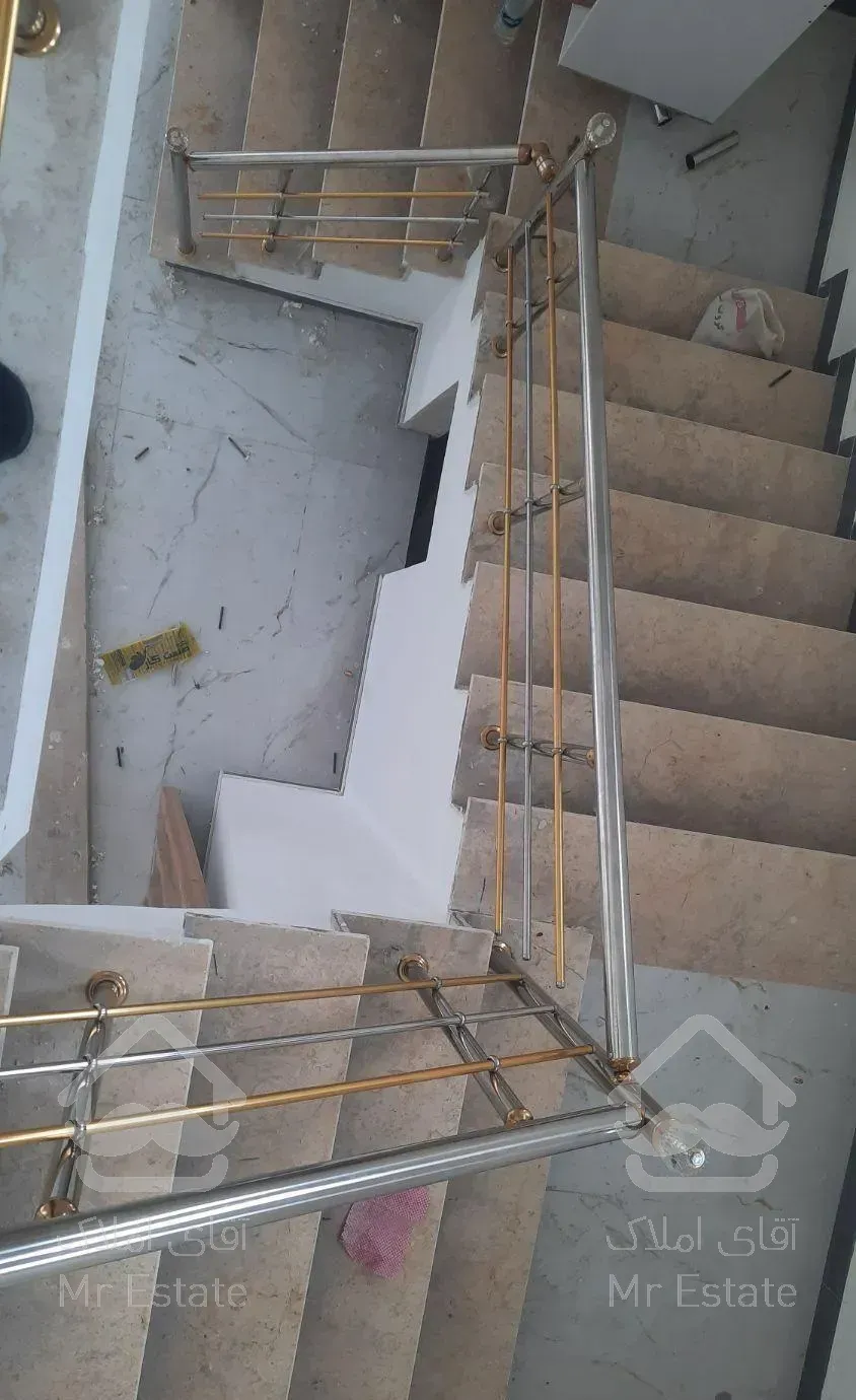 طراحی و اجرا نرده استیل و الومنیوم