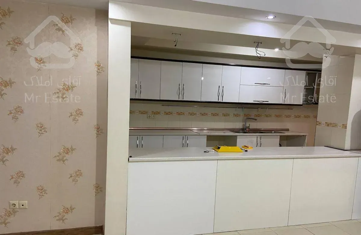 105 متر  برج های سما  طبقه ۷   نور و نقشه