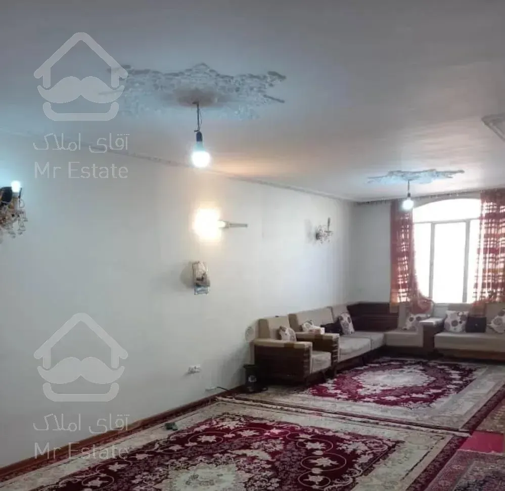 ۵۷ متر تک واحد با پارکینگ انباری بالکن//دهقان