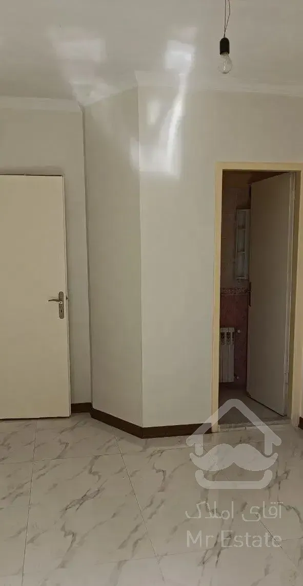 75 متری دوخوابه / پیروزی / زینتی افخم