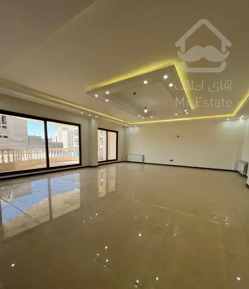 آپارتمان ۱۷۰ متری / نوساز / هوشنگ مرادی