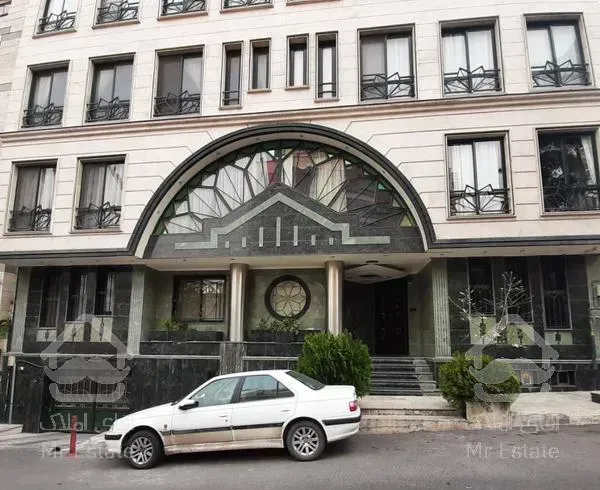 آپارتمان ٩٢متری در ٢٤ متری