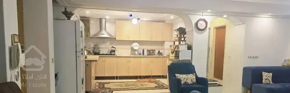 واحد ۹۵متری فول در نخست وزیری