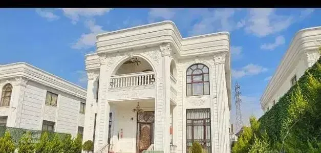 190 متر الهیه