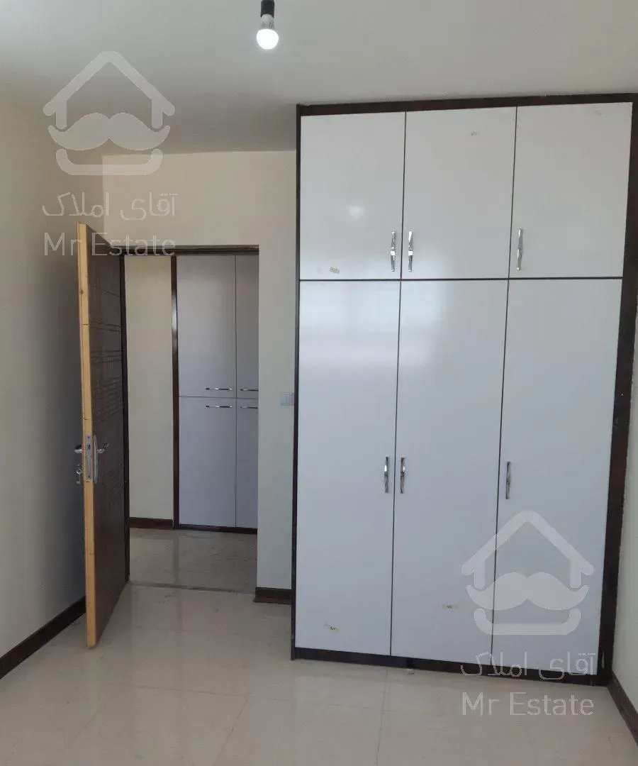 متراژ ۱۱۶ متر .جنوبی. سه اتاق خواب