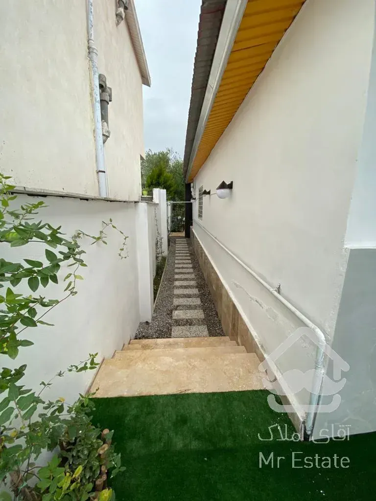 نيم پيلوت جنگلى300مترى سندتكبرگ خوش ساخت