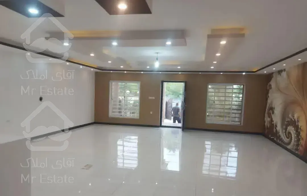 نیم پیلوت نماسنگ  ۲۵۰ متری عرصه وعیان داخل بافت