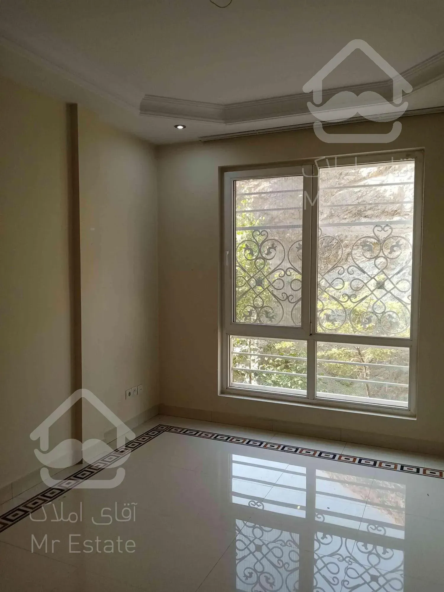 175 متر بام محک فول امکانات