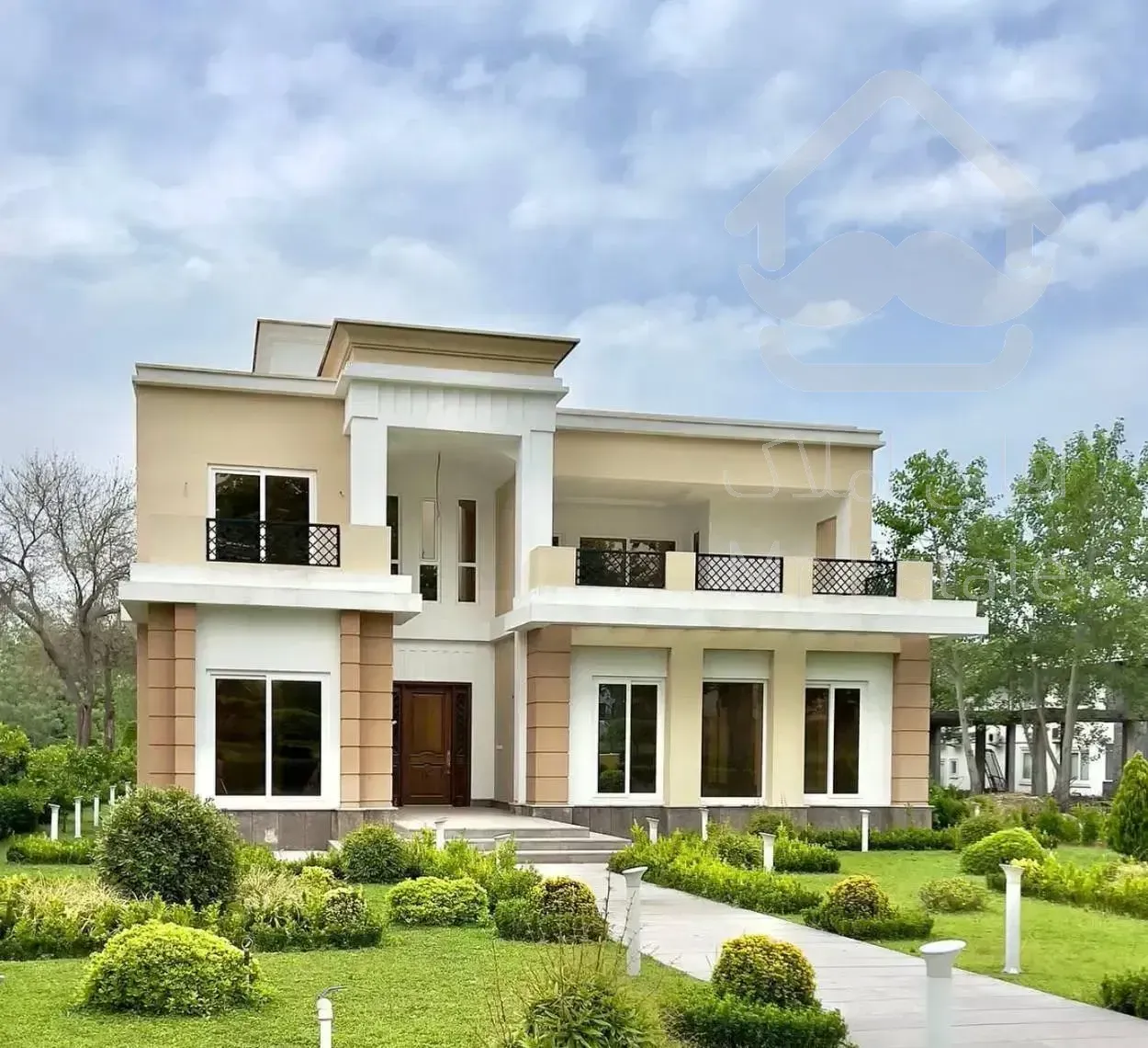 1100متر /مناسب سکونت دائمی