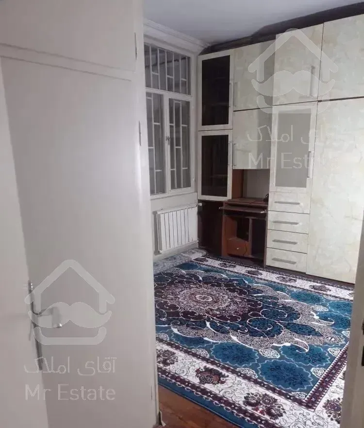 ۷۲ متر تمیز در چهار راه ولیعصر