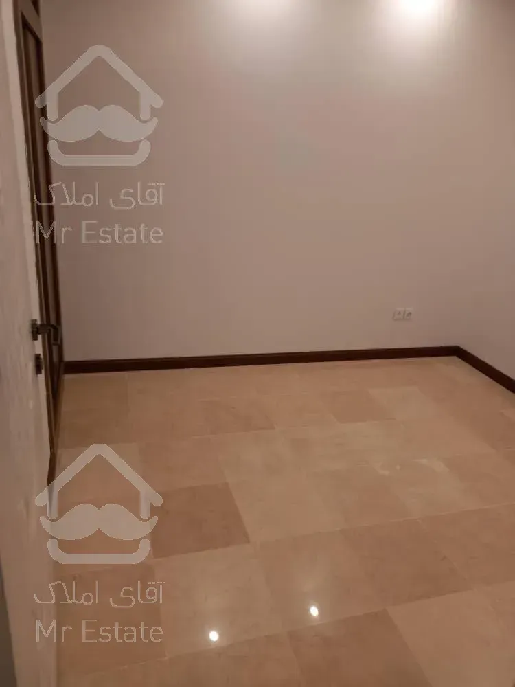 ۴۳ متر کلید نخورده فول فردوس غرب سوپر لاکچری