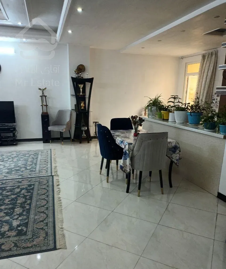 اجاره آپارتمان ۱۰۶ متری ۲ خوابه در شهرک ولیعصر