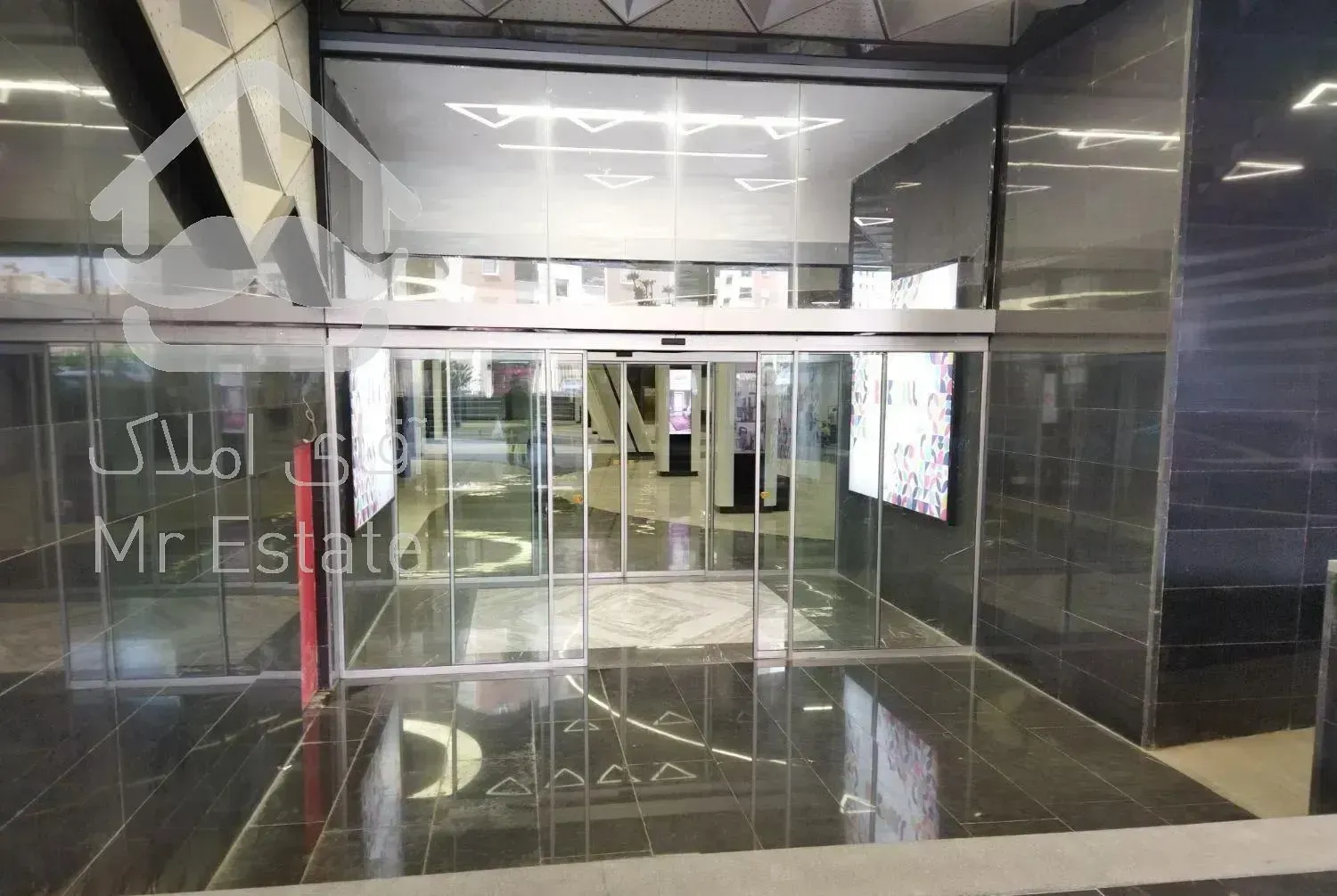 آپارتمان۱۲۰متر۳خواب ویو کوه و آبشار کلیدنخورده