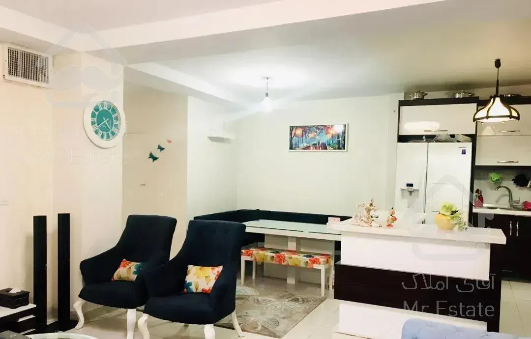 دوخوابه/تاجداری/پارکینگ اختصاصی