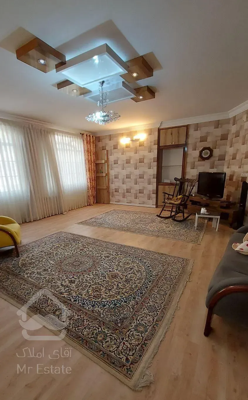 ۱۱۰متری/هاشمیه ۴۱/دونبش/تمامی اتاقها نور مستقیم