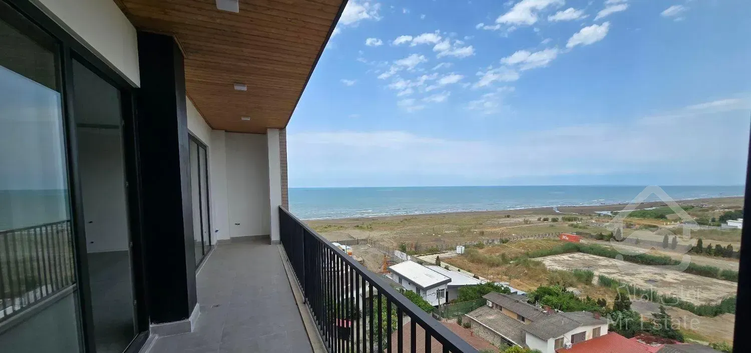 آپارتمان ساحلی طبقه۶ ویو ابدی نوساز۳خواب مستر فول