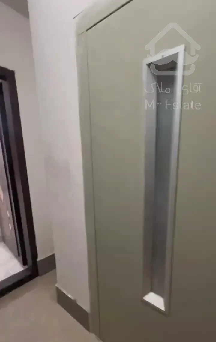 آپارتمان 100متری تمیز / بهداری