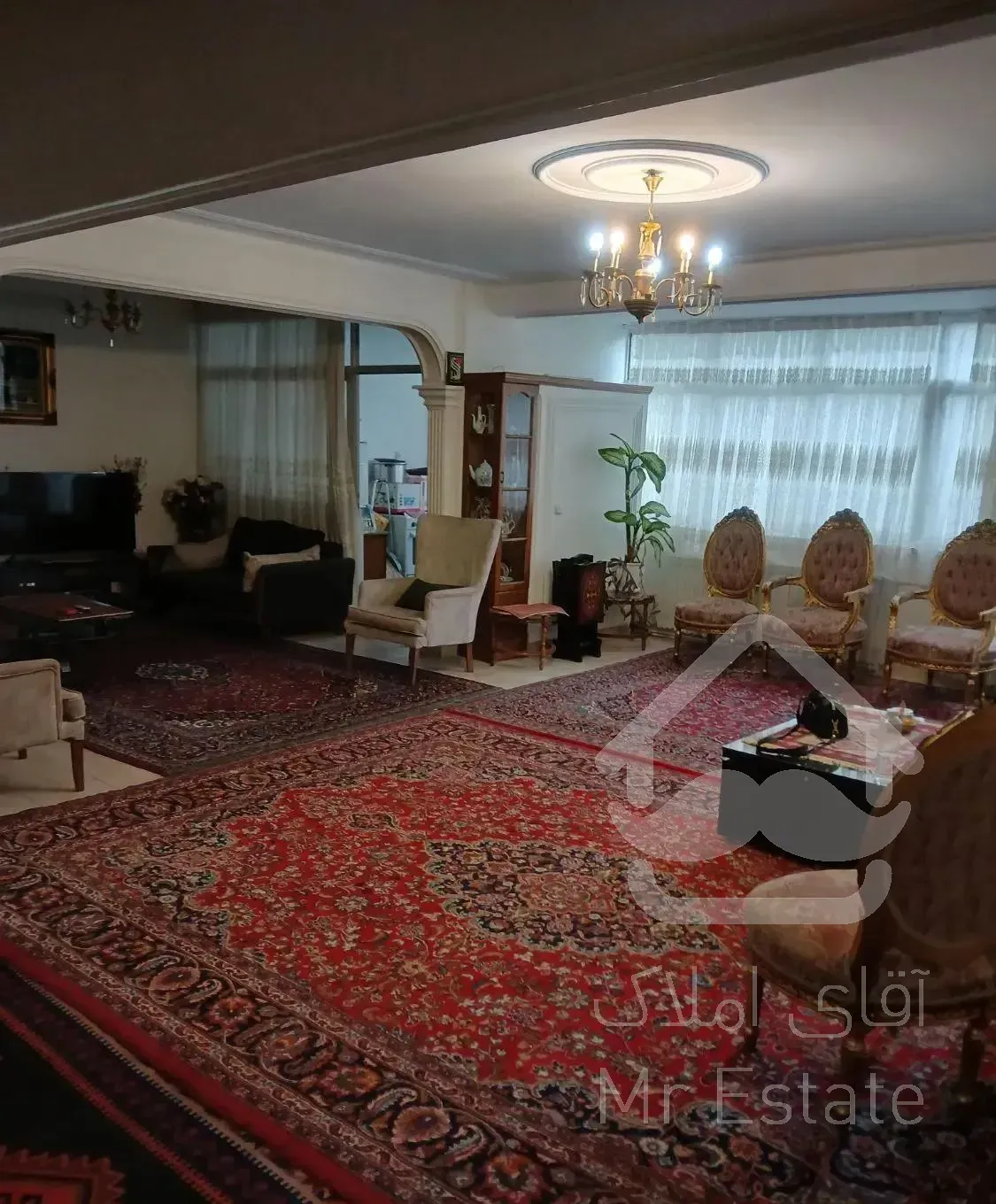 آپارتمان سه خوابه ۱۴۱ متر طبقه اول دهکده المپیک