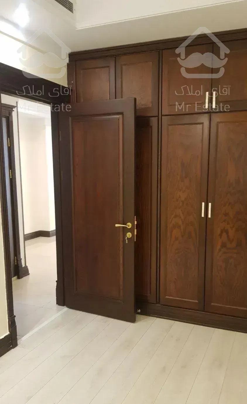 آپارتمان ۱۴۰متری، ۳خواب، دزاشیب، فول امکانات