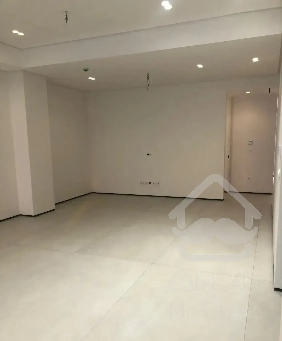 تک واحدی 110 متری شهران/ نوساز ویو ابدی غرق در نور