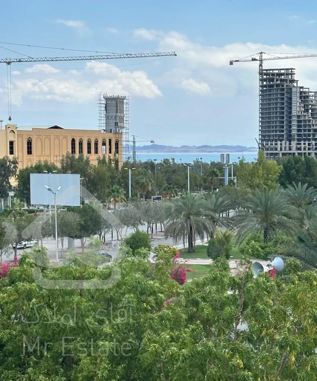 آپارتمان ۱۵۰ متری نخل زرین