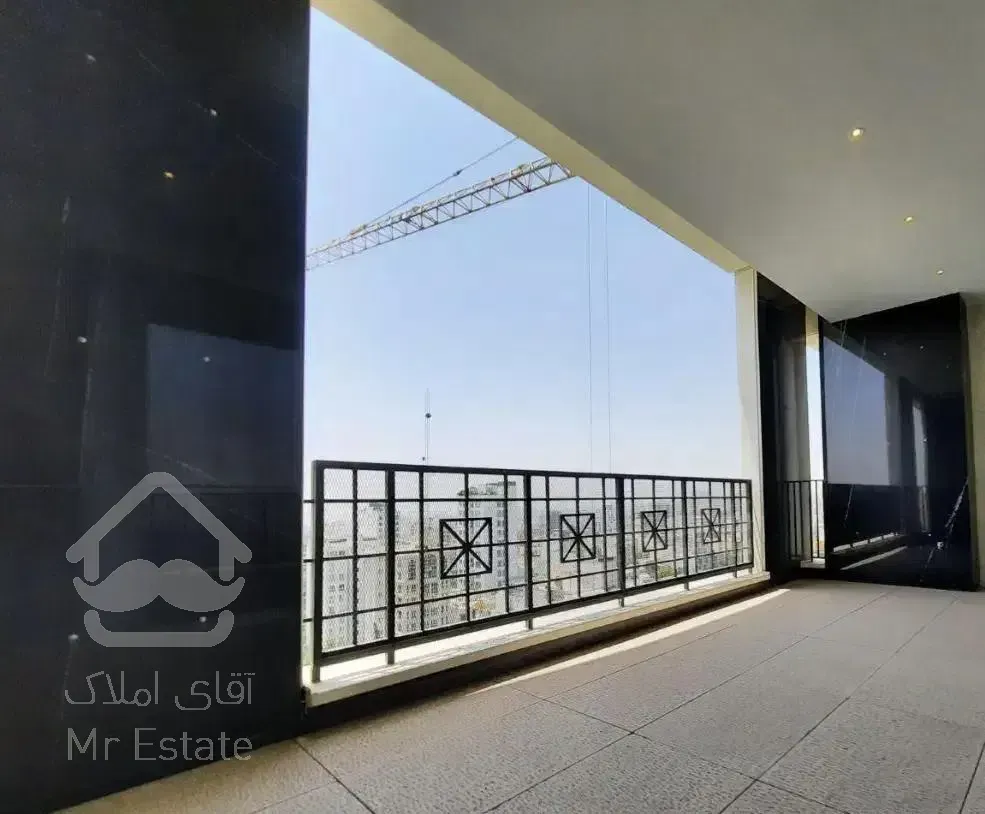 400 متر 4خواب مستر فرمانیه تراس قابل چیدمان ویودار