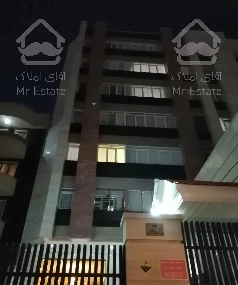 122 متر سه خواب