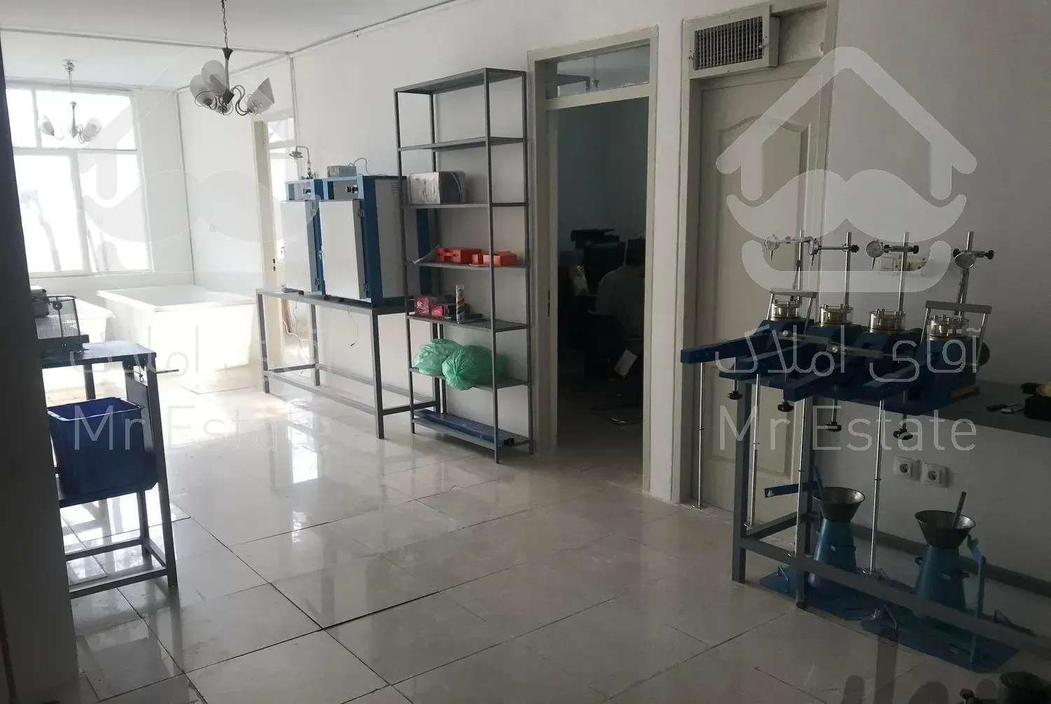 آزمایشگاه (آزمایش خاک ، جوش و بتن)