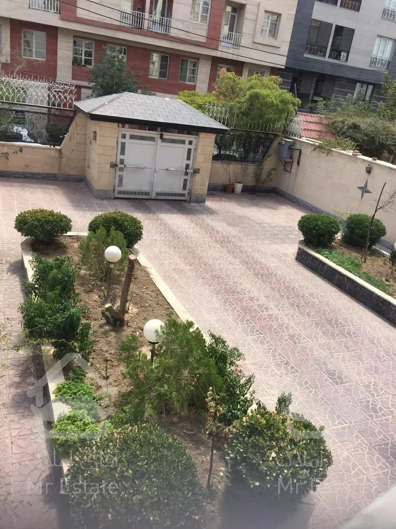 600متر مستغلات