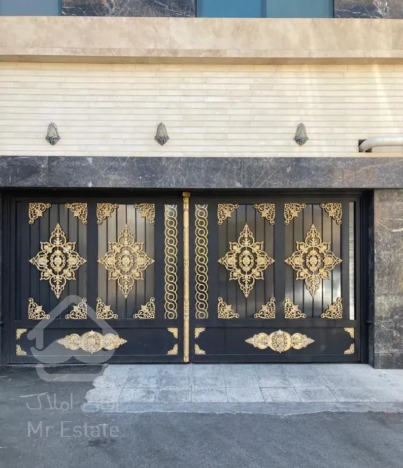 فروش آپارتمان ۱۲۸ متری ۳ خوابه در بهارستان