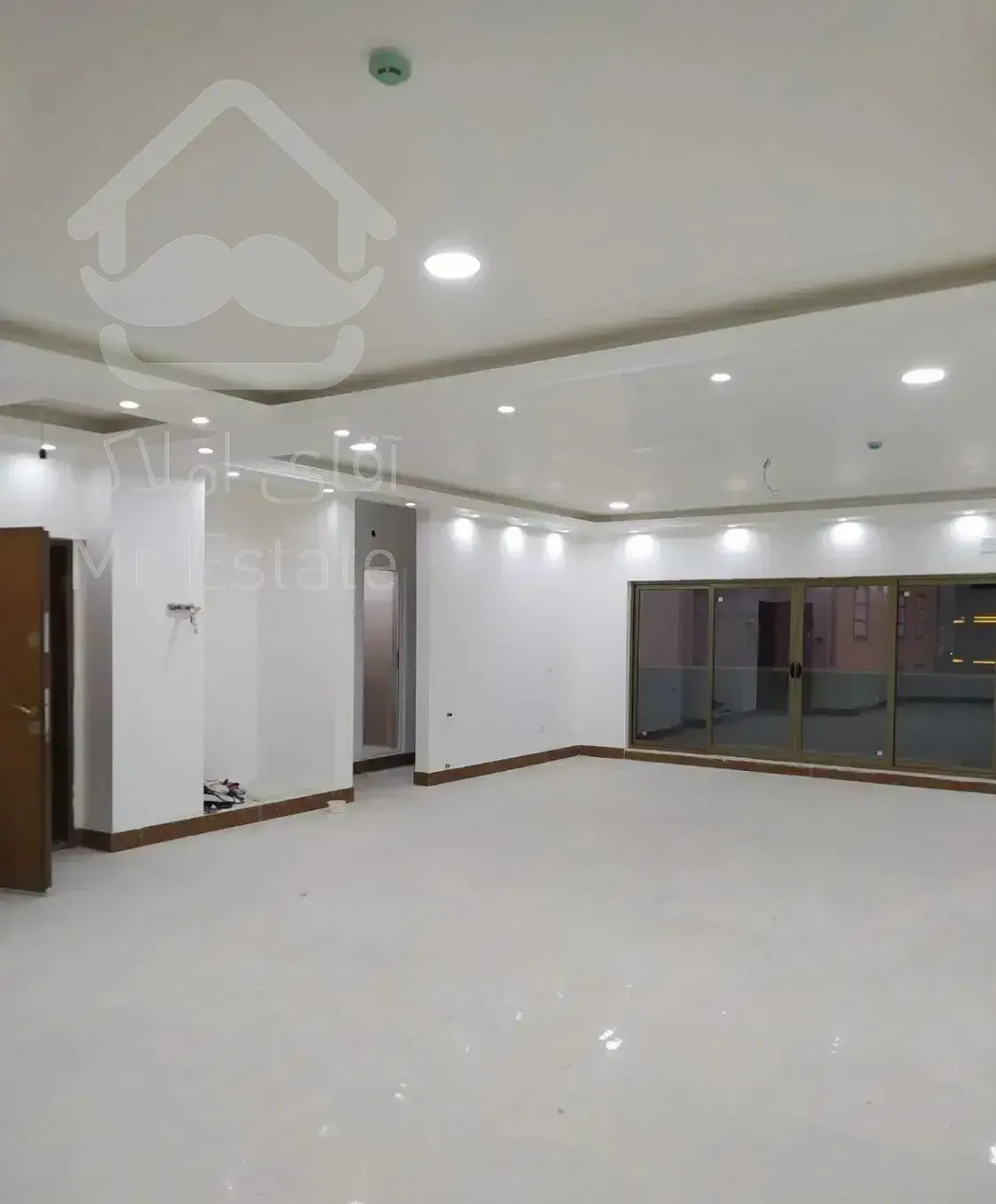 اپارتمان 210 متری / تک واحدی / سالم آباد