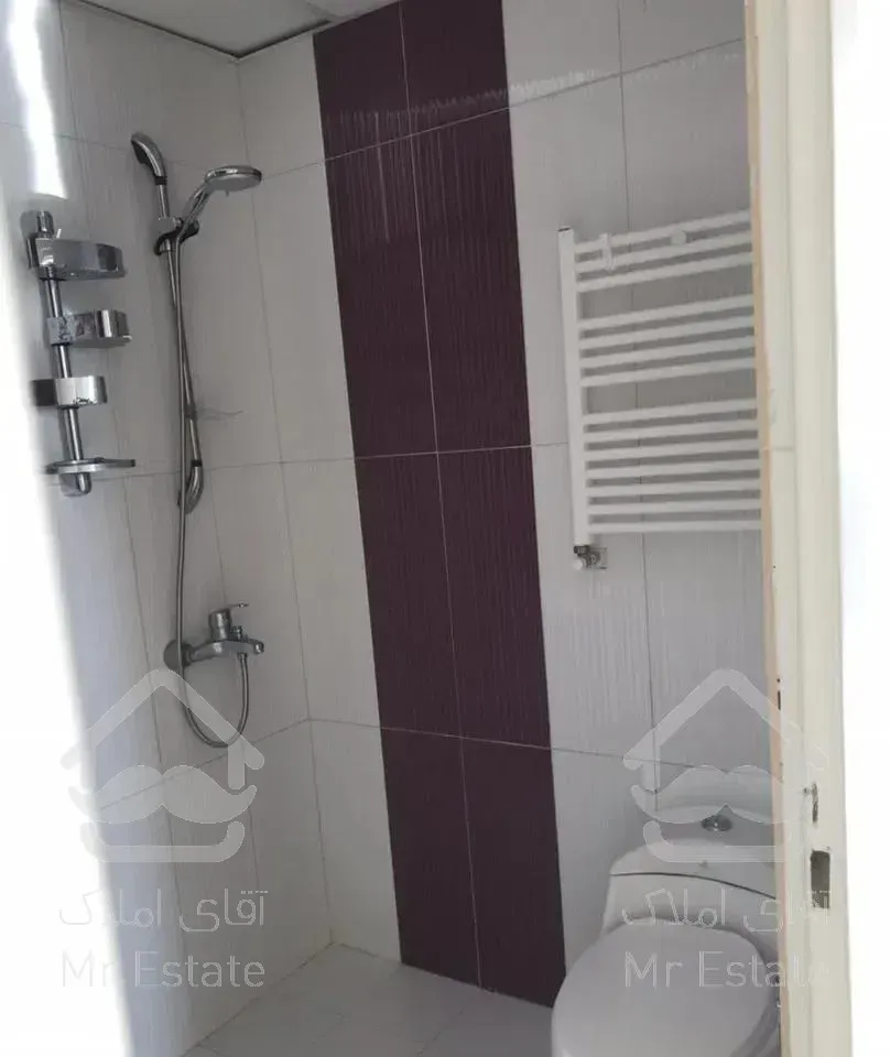 آپارتمان ۱۰۸ متری ، ۲ خوابه ، طبقه ۲۳ ، ویو دار