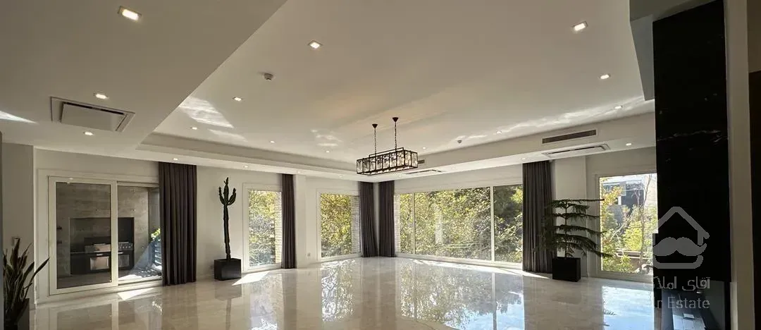 فرشته ۳۰۰متر ۴خواب فول مشاعات تاپ لوکیشن