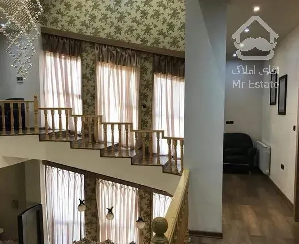 دوبلکس با ۱ طبقه مجزا