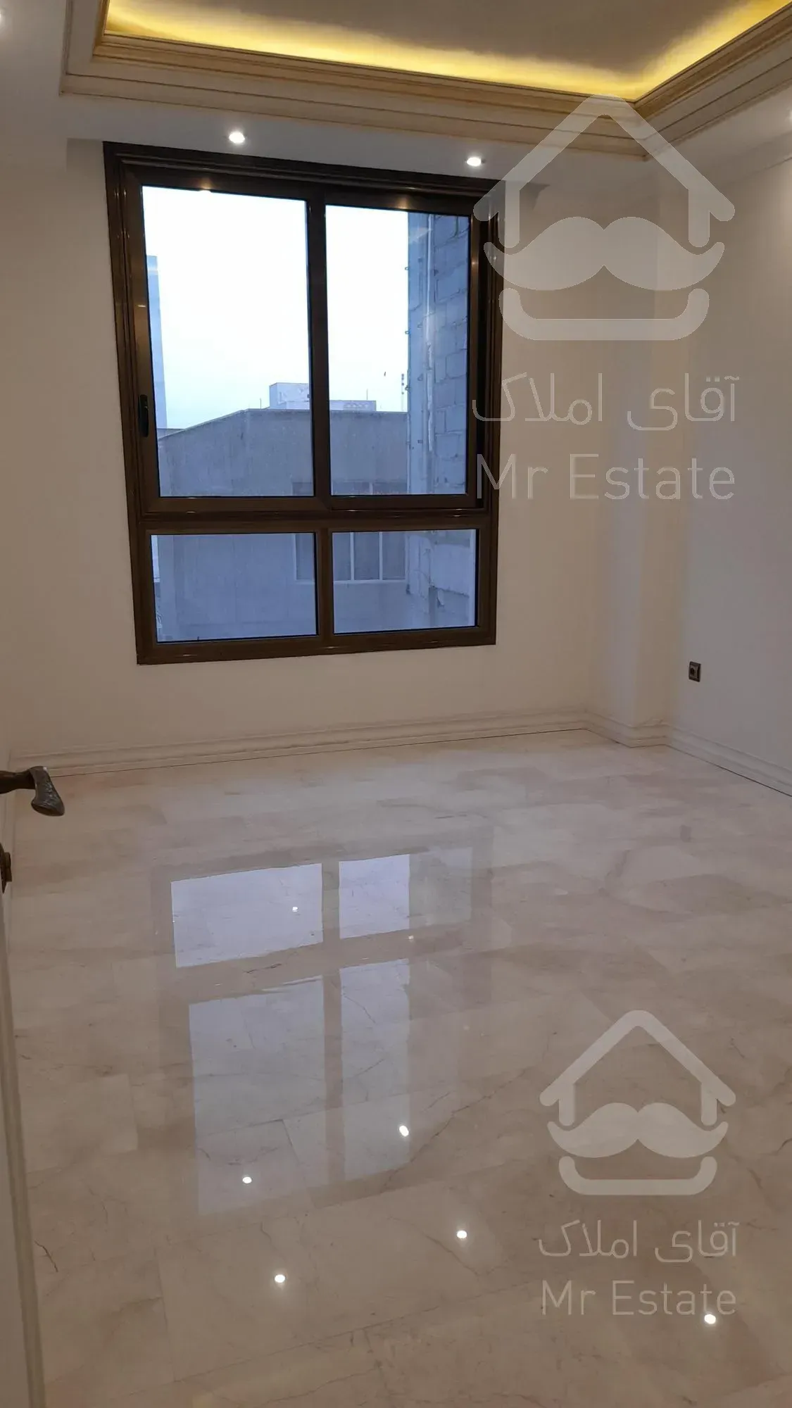 خرید آپارتمان/سه خوابه/ نوساز /بلوار فردوس