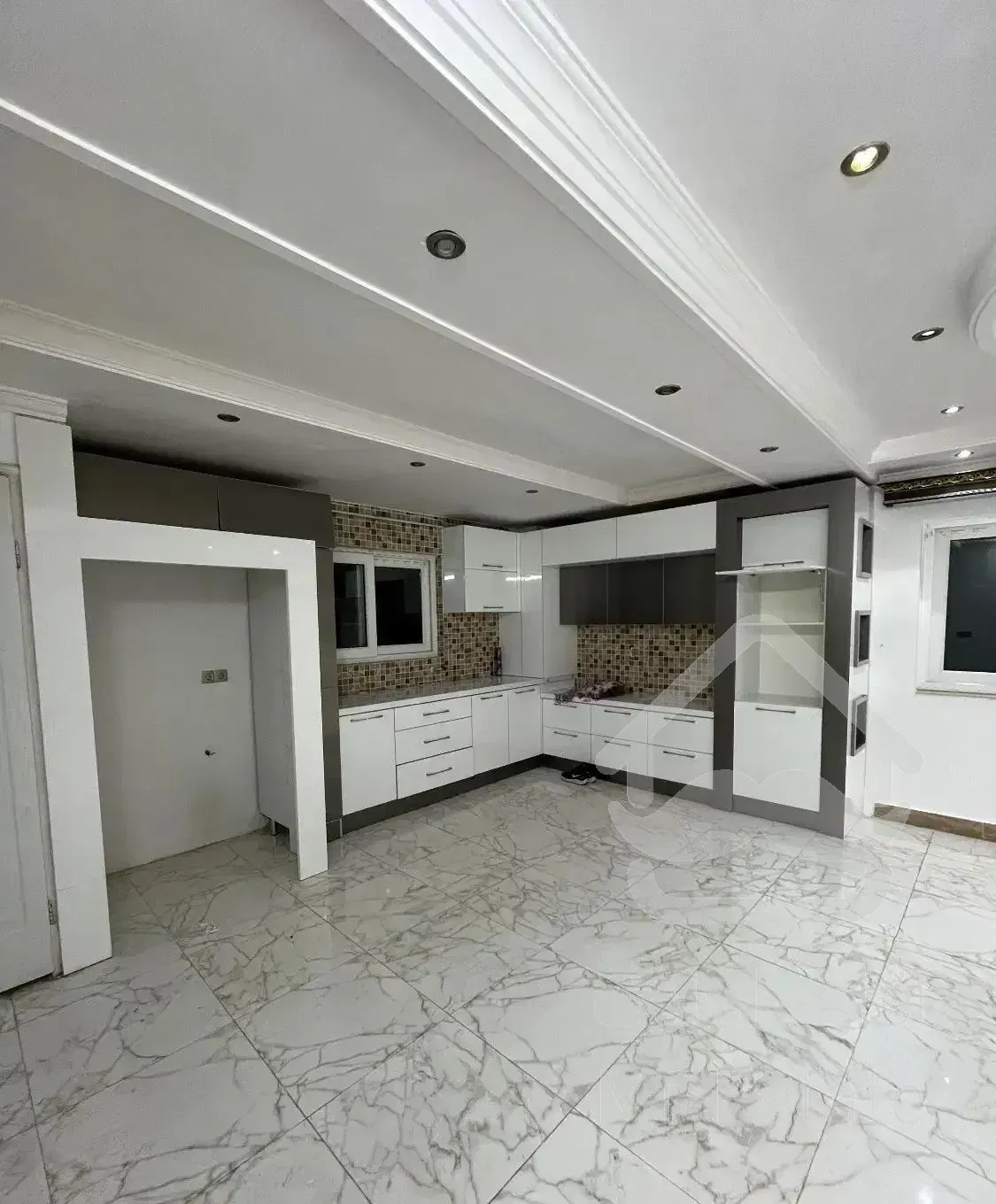 اجاره اپارتمان ۱۵۰ متری در هراز/ آفتاب ۵۰