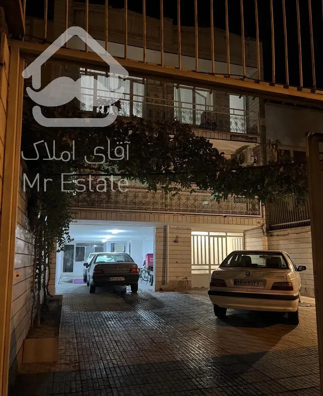 ۱۱۷مترزیبادشت بالا/طبقه اول/۳دانگ از ۲۰۰متری