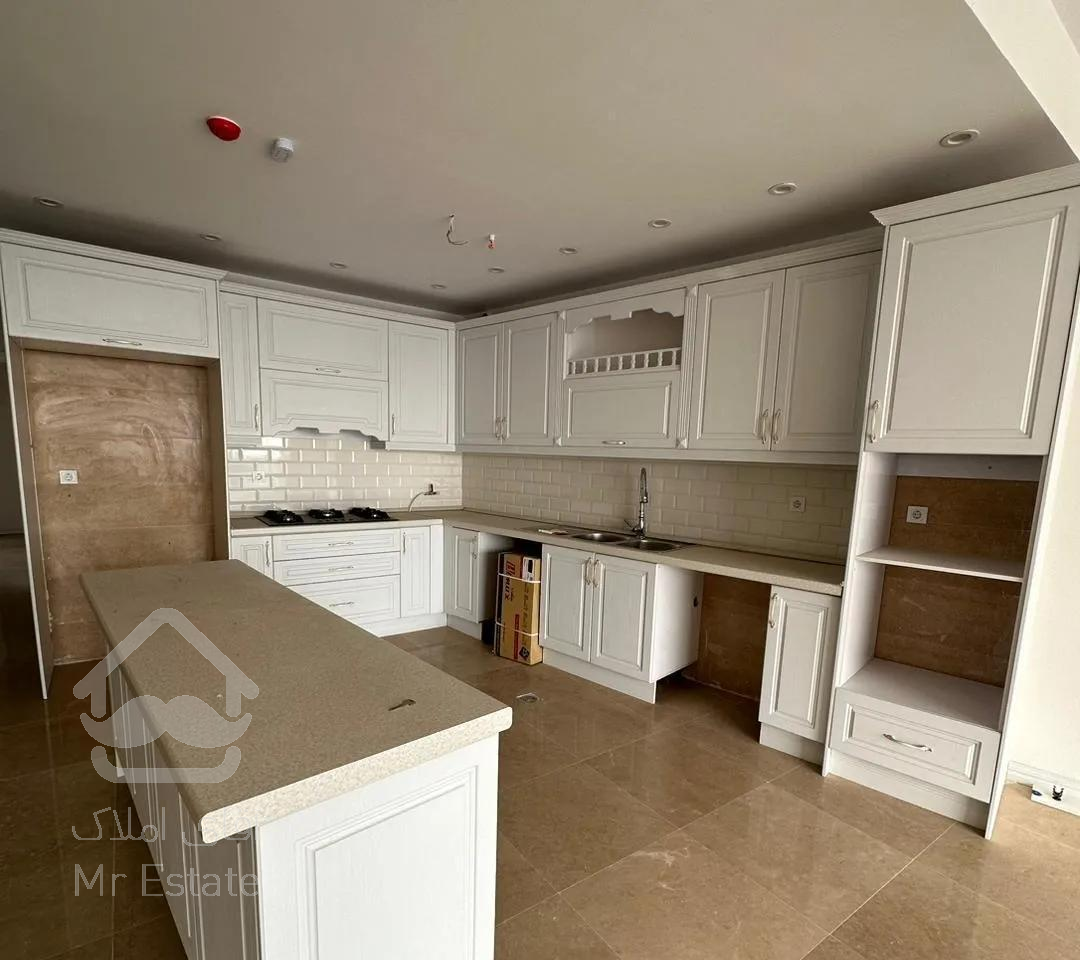 اجاره آپارتمان ۱۱۰ متری ویو شمال بدون مشرف/غرق نور