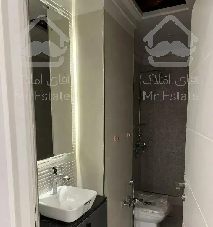 کارگر شمالی پارک لاله 140متر کلید نخورده