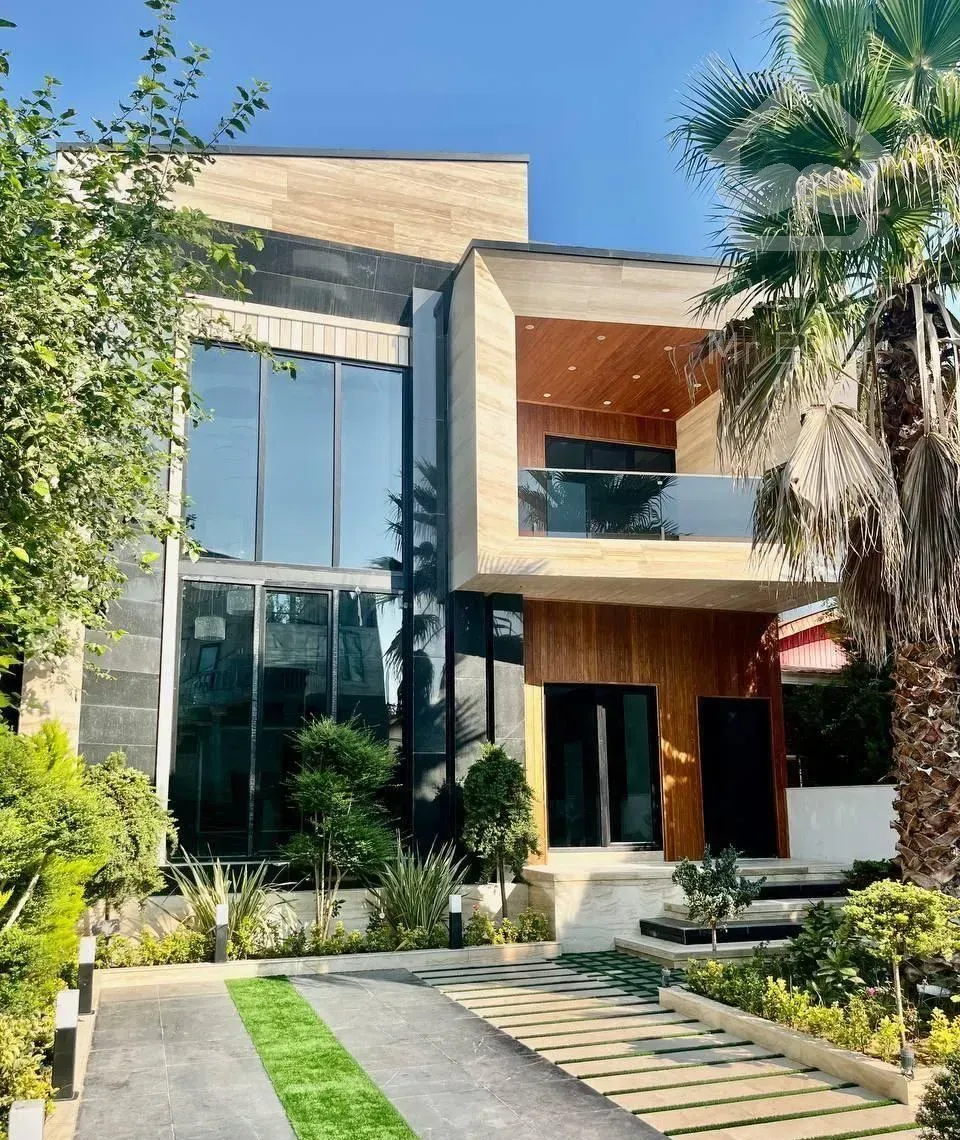 ویلاتریبلکس مدرن استخرداخلی/۴خواب/فول هوشمند