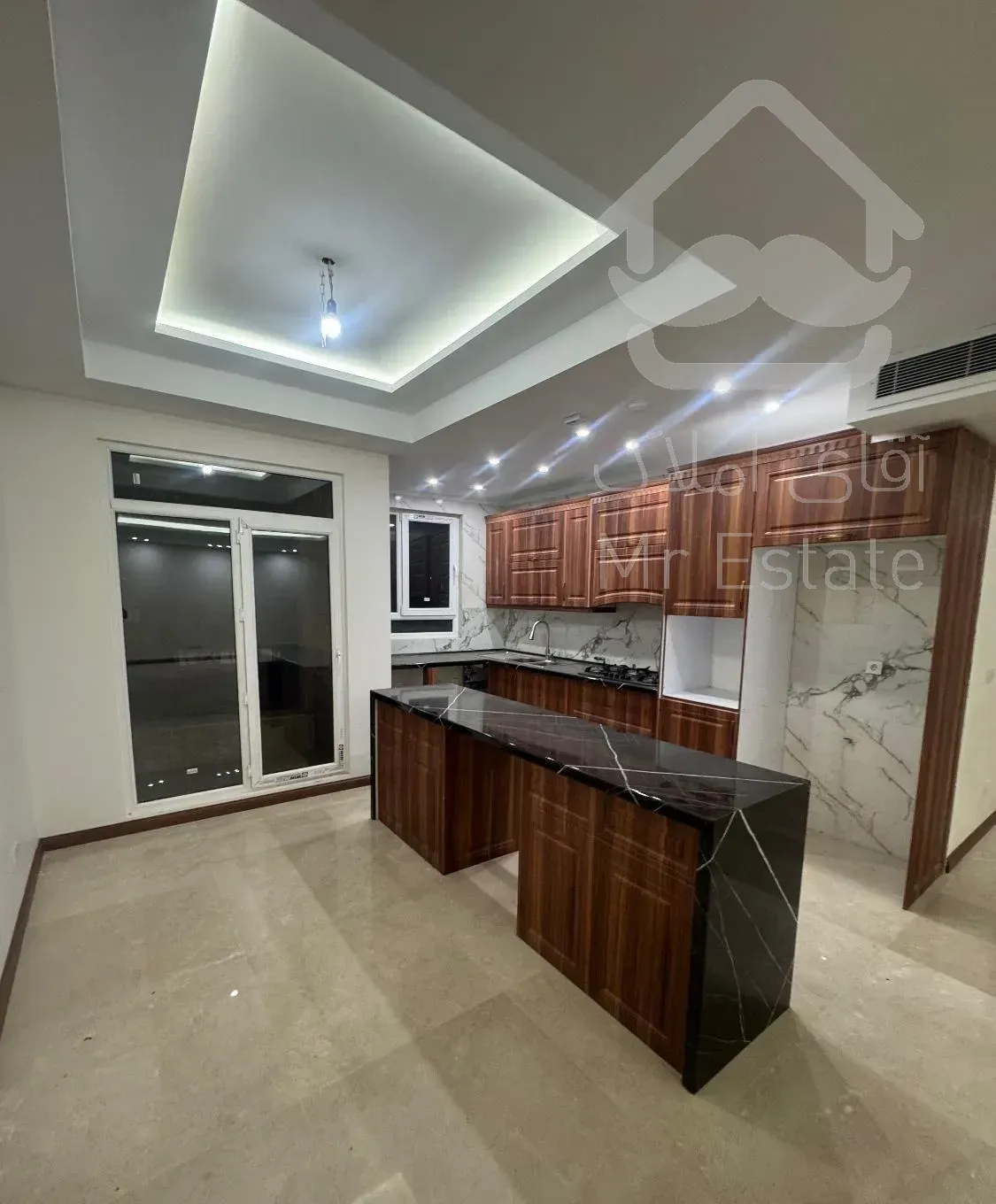 ۱۳۰متر/۳خواب/کلید نخورده در امیرآباد شمالی