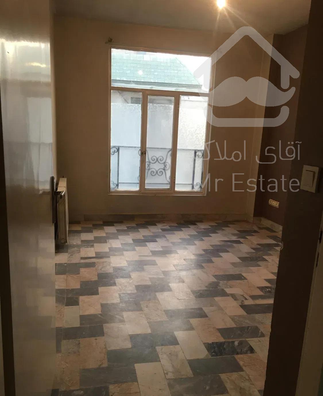 اپارتمان  ٩٨ متری ٢ خوابه قلهک