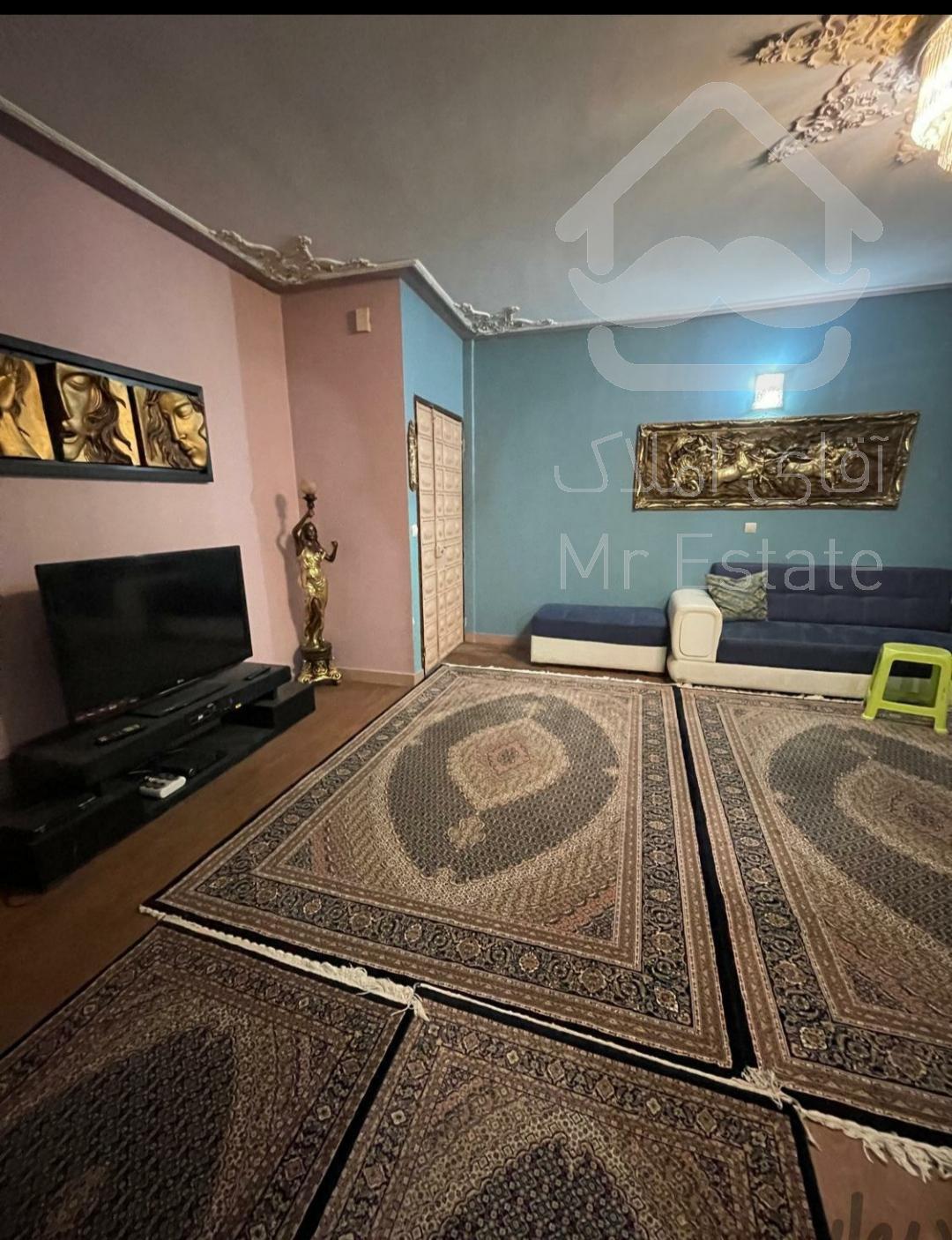 ۱۰۰ متر خوش نقشه سرتاسر سالن پرده خور.خیابان مرادی