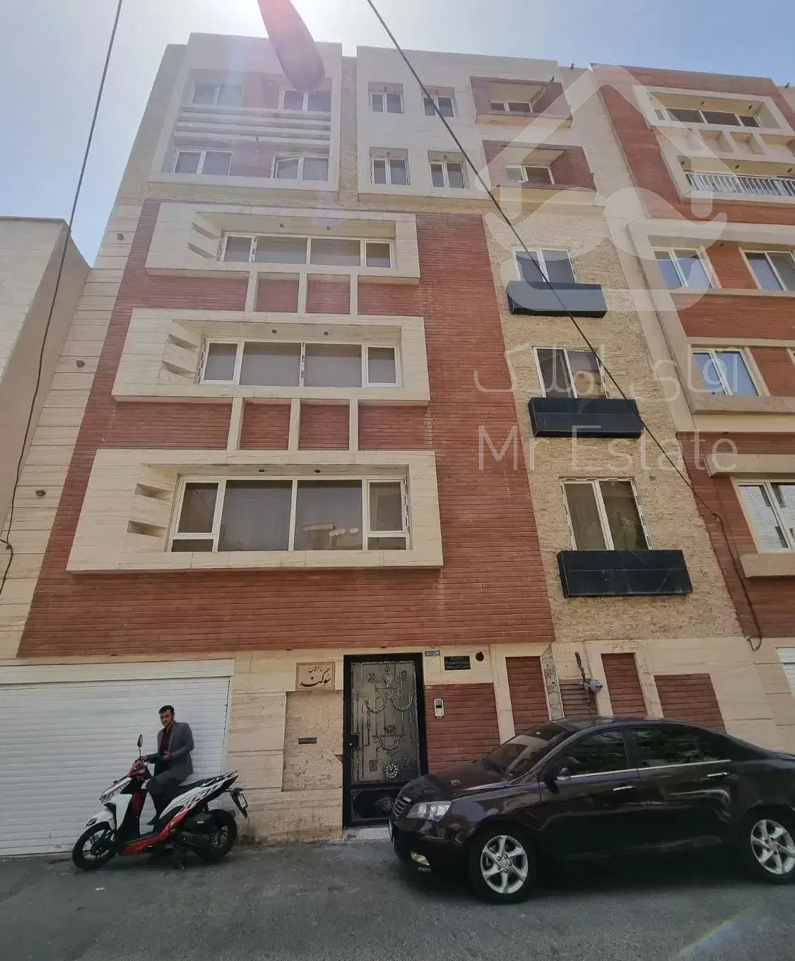 ۶۴ متری با پارکینگ و آسانسور نیروهوایی