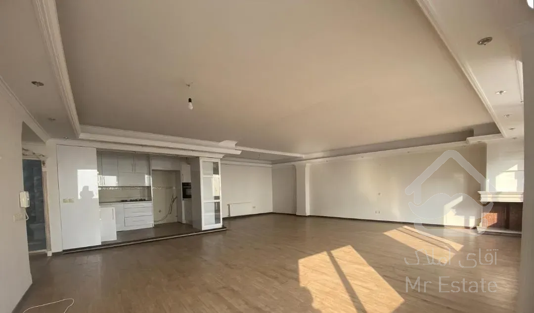 ۱۷۰ متر  ۳ خواب  غرق در نور