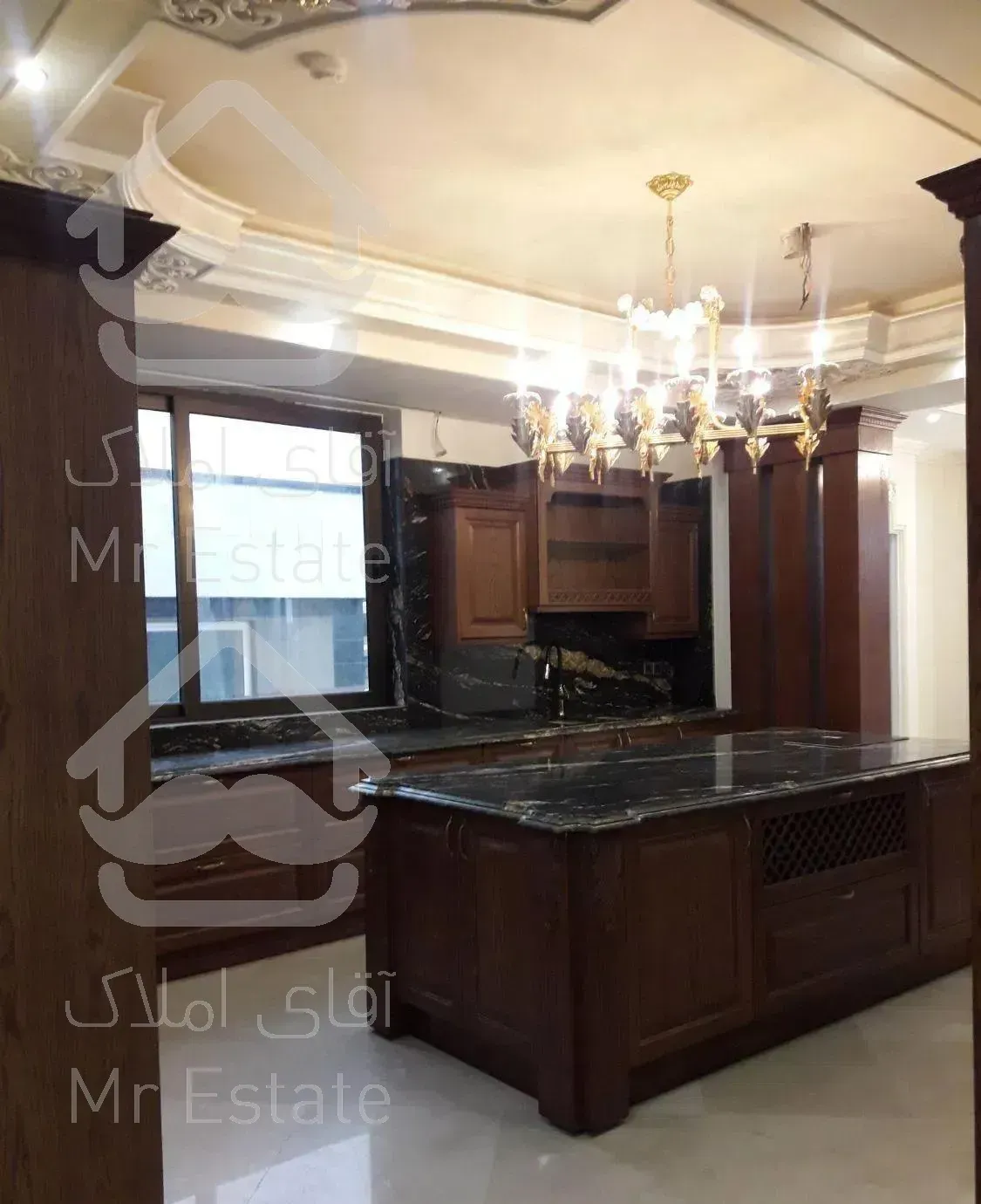 ۲۰۰ متر باغ فردوس تکواحدی دنج و آرام