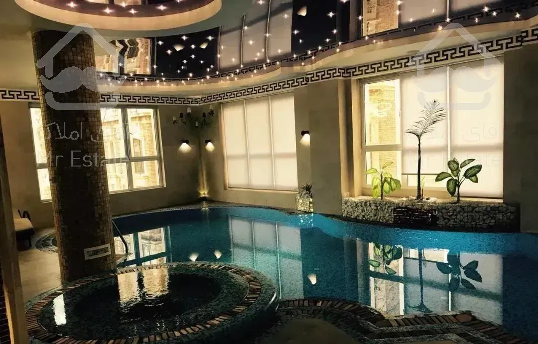 ۲۱۰متر تک واحدی طبقه آخر فول مشاعات