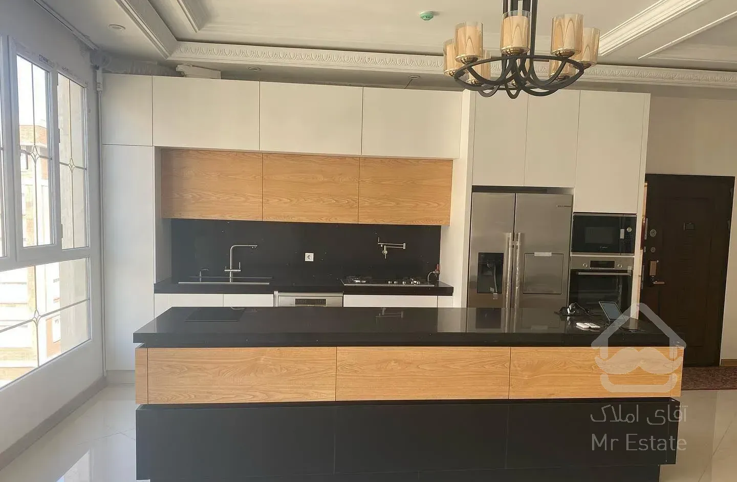 ۱۰۵ متر سالن پرده بلوار فردوس غرب شهرک پرواز