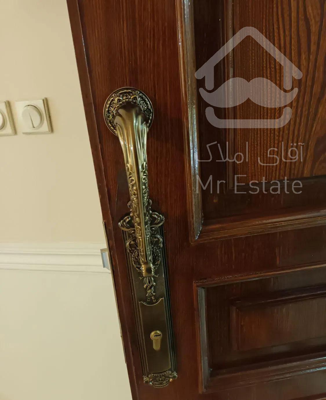 ملاصدرا.شیراز شمالی. ۱۷۰ متر. سه خوابه