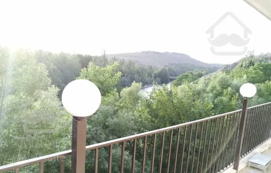 اجاره ویلا با چشم انداز  زاینده رود